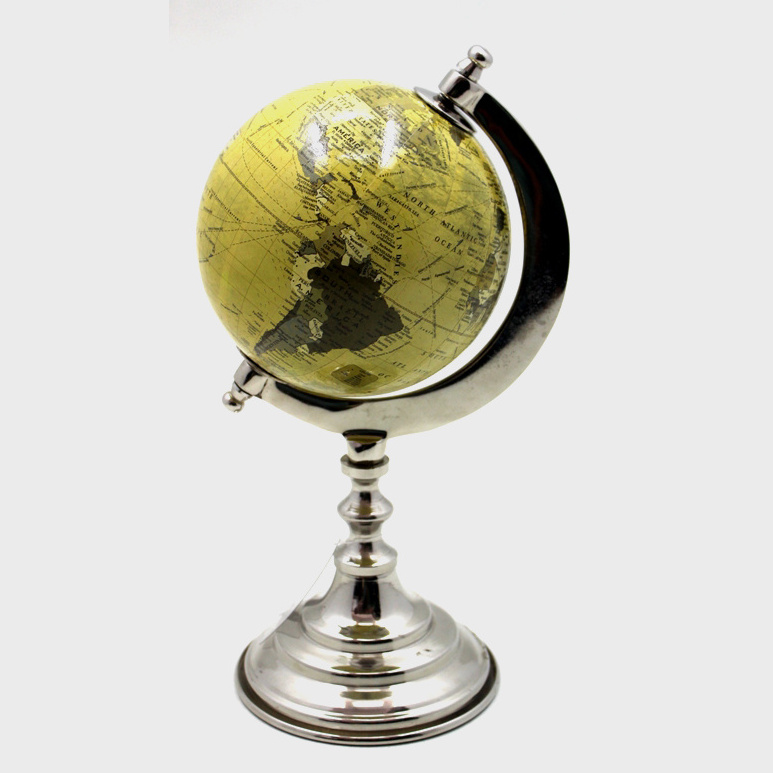 Aluminium Bulk Globe For Table Decor Antique Design Pot Tub For Living Room Decor Also Handmade