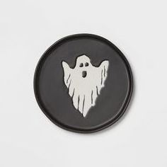 Fabulous Round Shape Metal Wall Plate Happy Halloween 3 Skulls Face Black Bats Sticker White Dots Witch Skeleton Indoor Accent