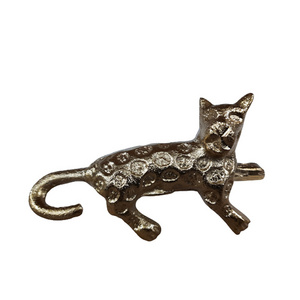 Set Of 2 Aluminum Leopard Gold Colour Modern Design Small Size Decorative Animal For Table Top & Home Decoration