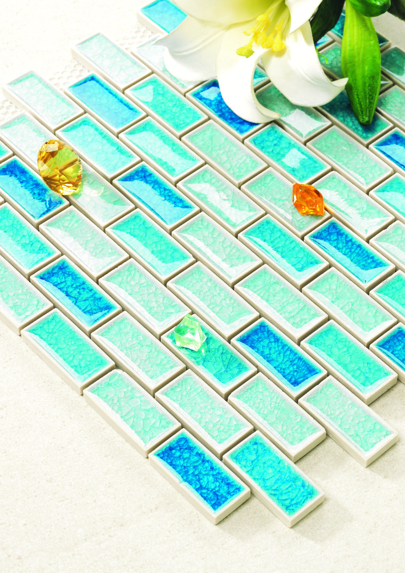 Subway Swimming Pool Tiles Peel and Stick Backsplash Iridescent Rectangle Shape Glass Green Full Body Tiles Porcelain Tiles