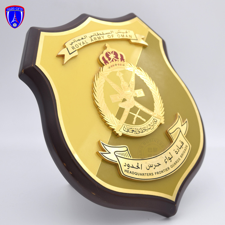 Oman Custom High Quality Wooden Award Plaques Honor Plaques souvenir trophy 3D Shield award plaques for royal