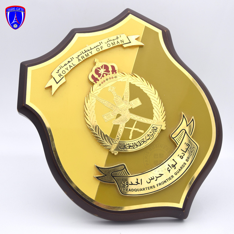 Oman Custom High Quality Wooden Award Plaques Honor Plaques souvenir trophy 3D Shield award plaques for royal