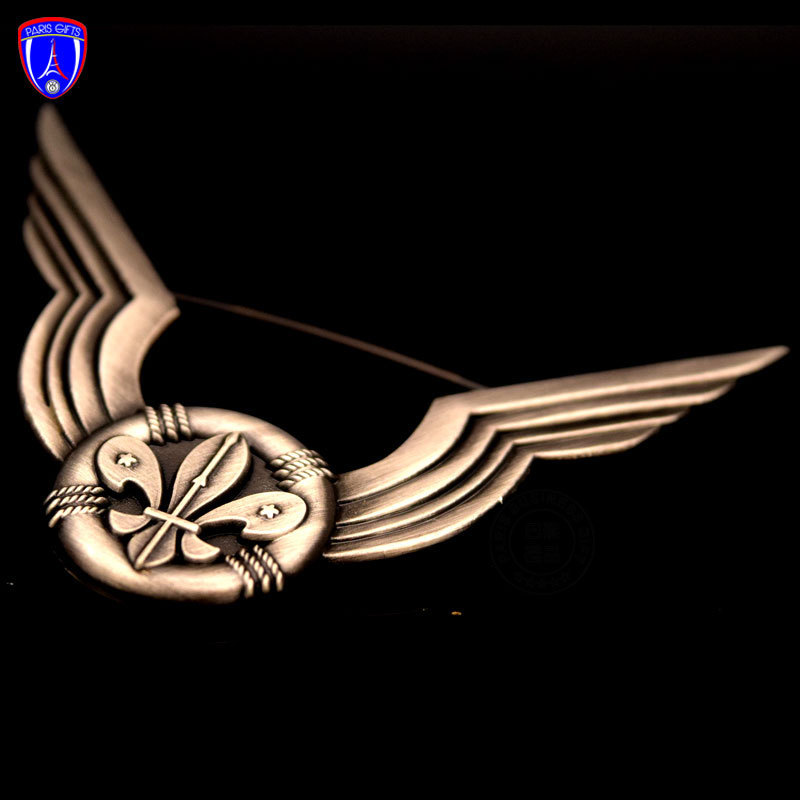 High quality Wings Badge Safety Pin Accessories with Antique Nickel plated