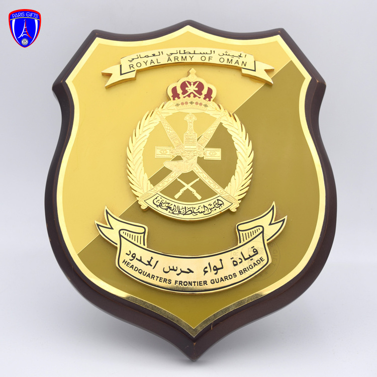 Oman Custom High Quality Wooden Award Plaques Honor Plaques souvenir trophy 3D Shield award plaques for royal