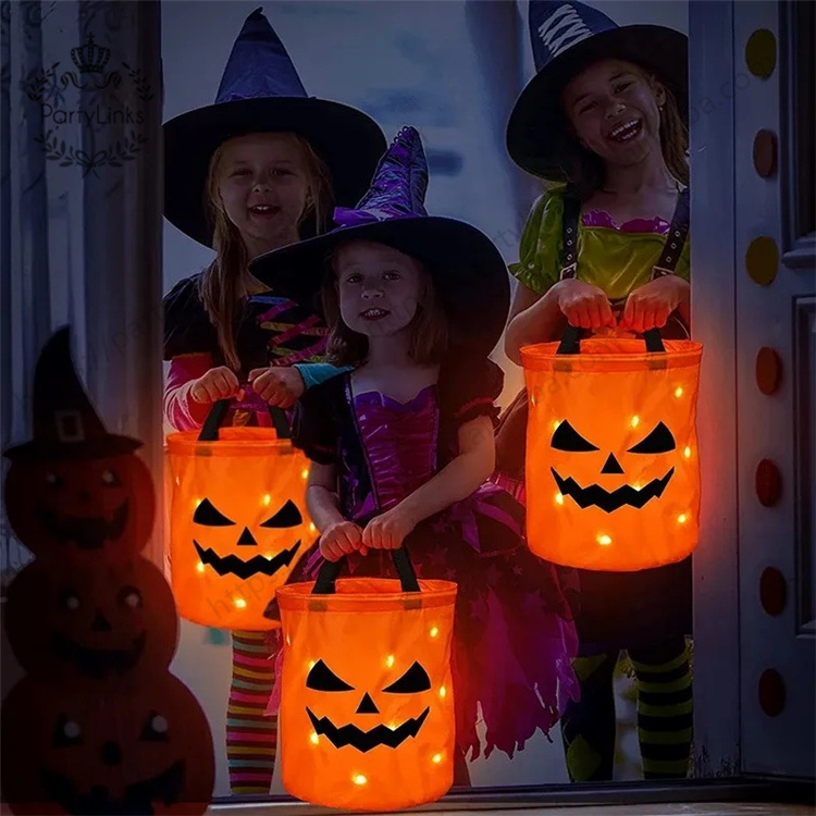 Halloween Candy Bags LED Light Up Trick Or Treat Buckets Orange Pumpkin Bucket In Light Weight For Kids Different Holiday