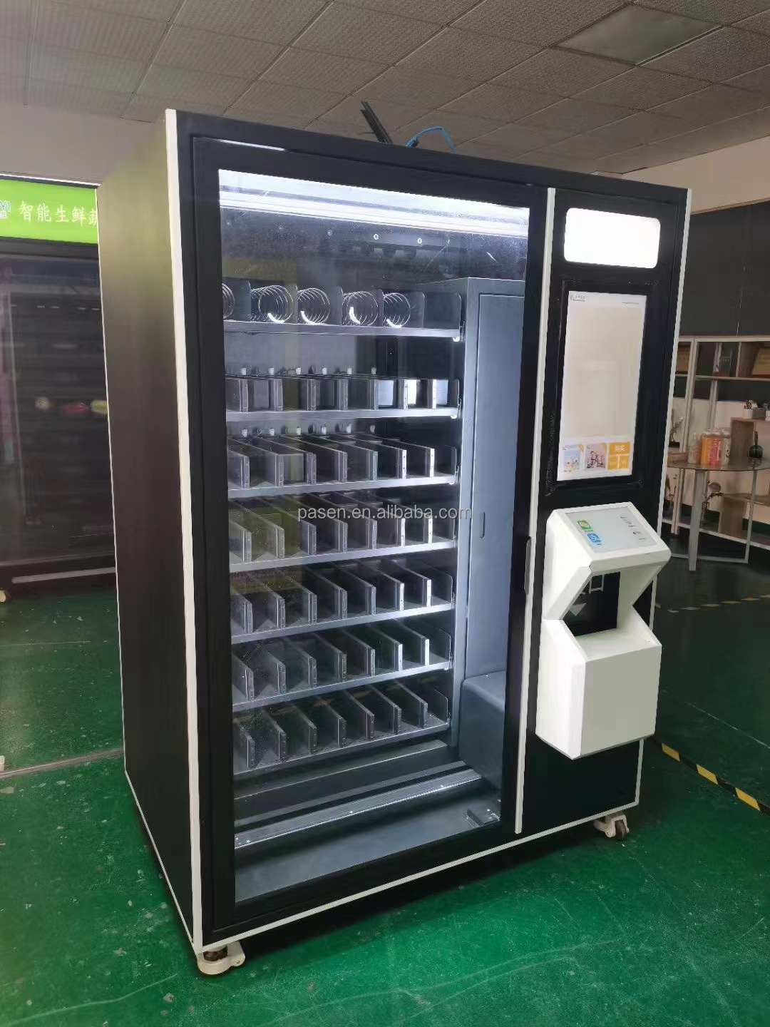 24 hours self service cosmetic Champagne And Wine Vending Machine for sale