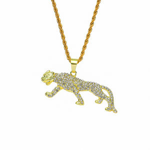 2023 Hot Sale Leopard Pendant Emerald Diamond Zircon Necklaces Men Hip Hop Necklace