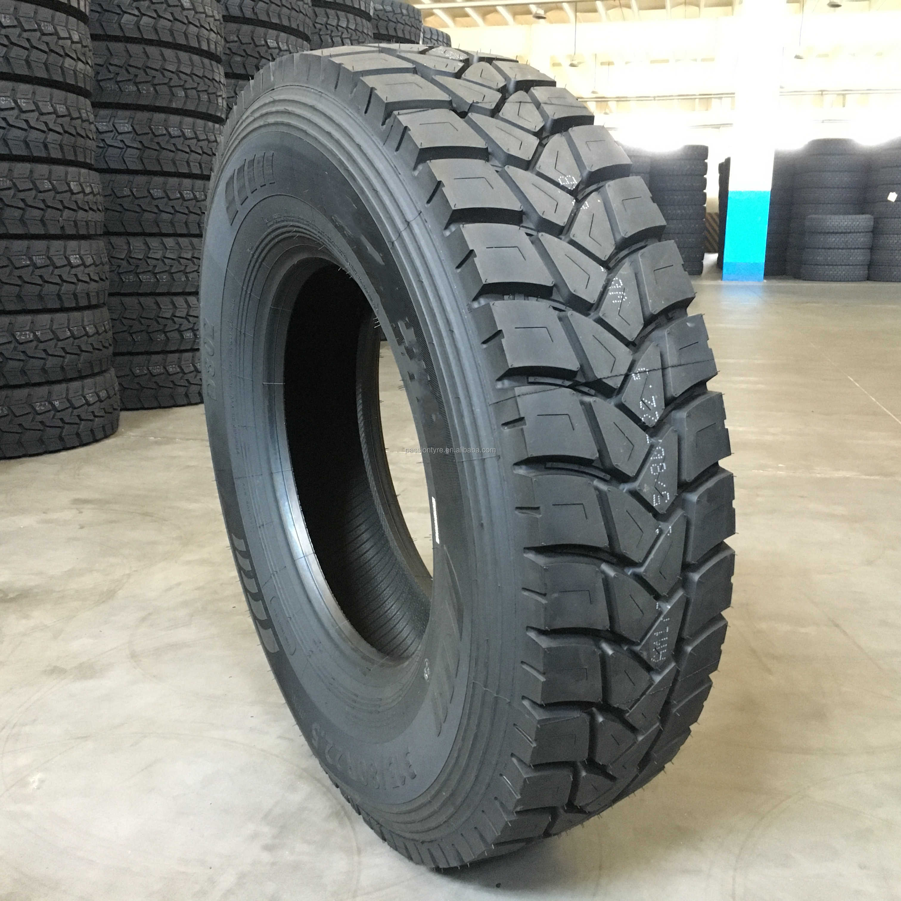 Fashional TRACMAX CENTARA JOYROAD 11R22.5 12R22.5 13R22.5 295/80R22.5 315/80R22.5 radial drive wheel truck tire