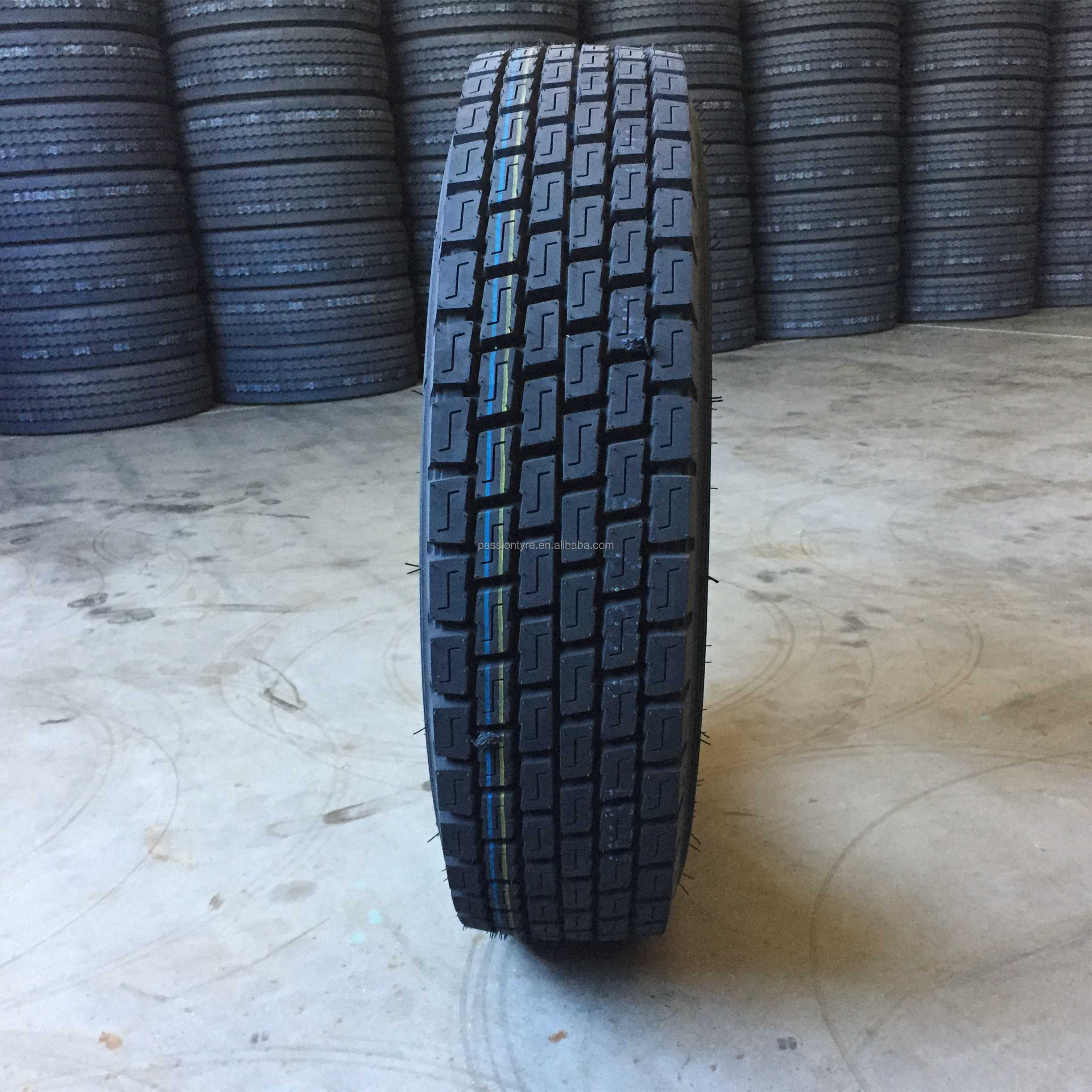 BOTO WINDA APLUS DOUBLE STAR brand 9.5R17.5 M+S radial drive wheel truck tyres