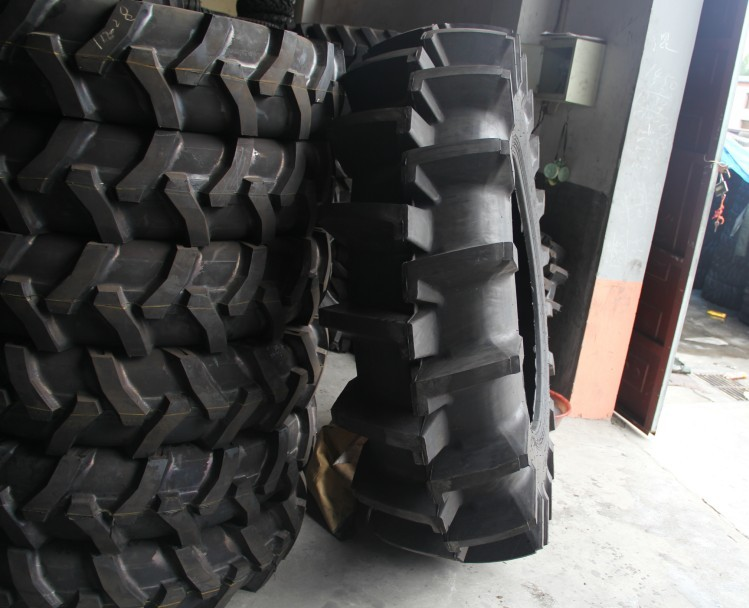 Agricultural Tire/Neumutico/Pneu/Reifen/Shinalar 18.4-38 Pr-1