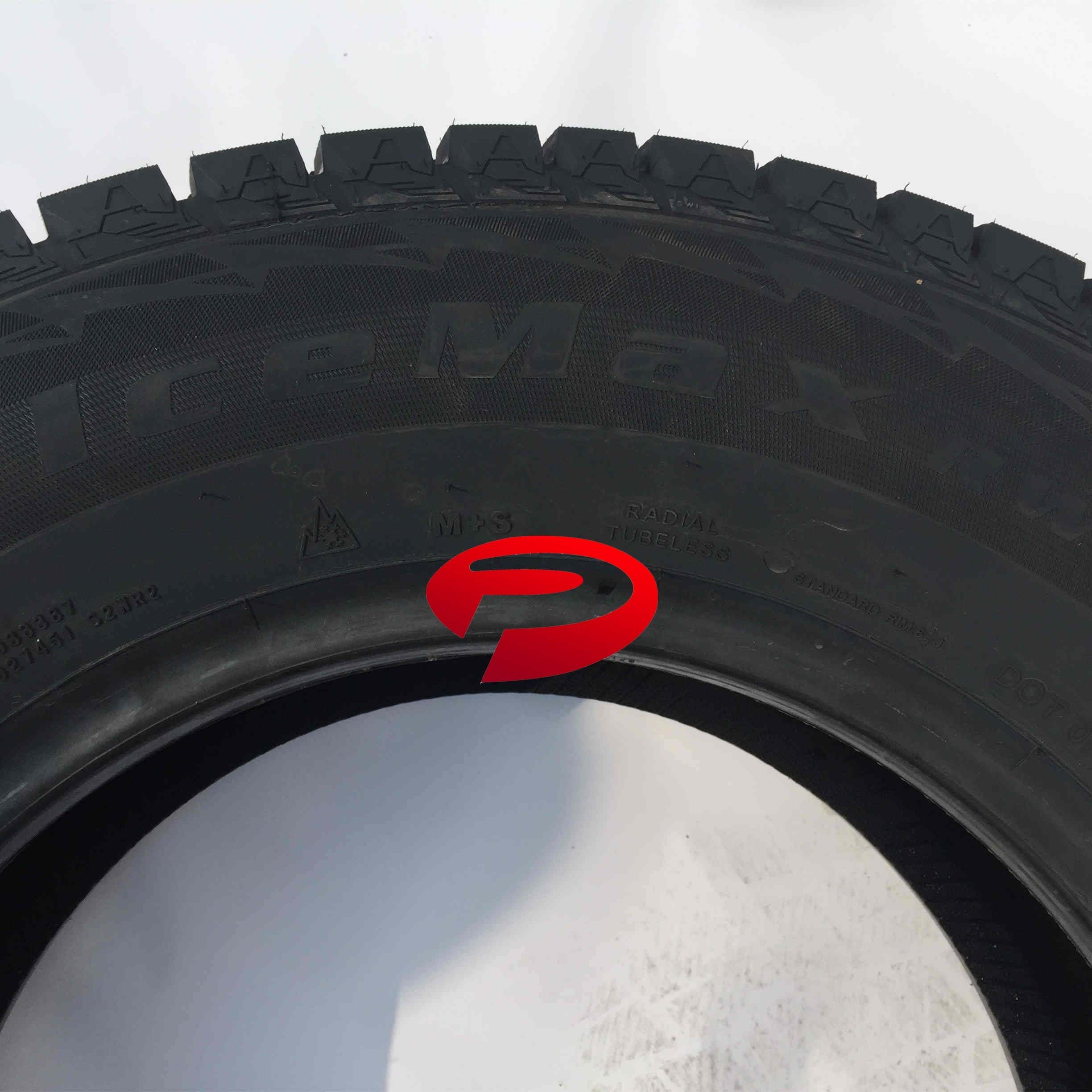 New fashionable 215/55R17 265/60R18 275/45R20 Habilead Kapsen Grelander Sailwin Rockblade Ilink winter snow ice car tyres