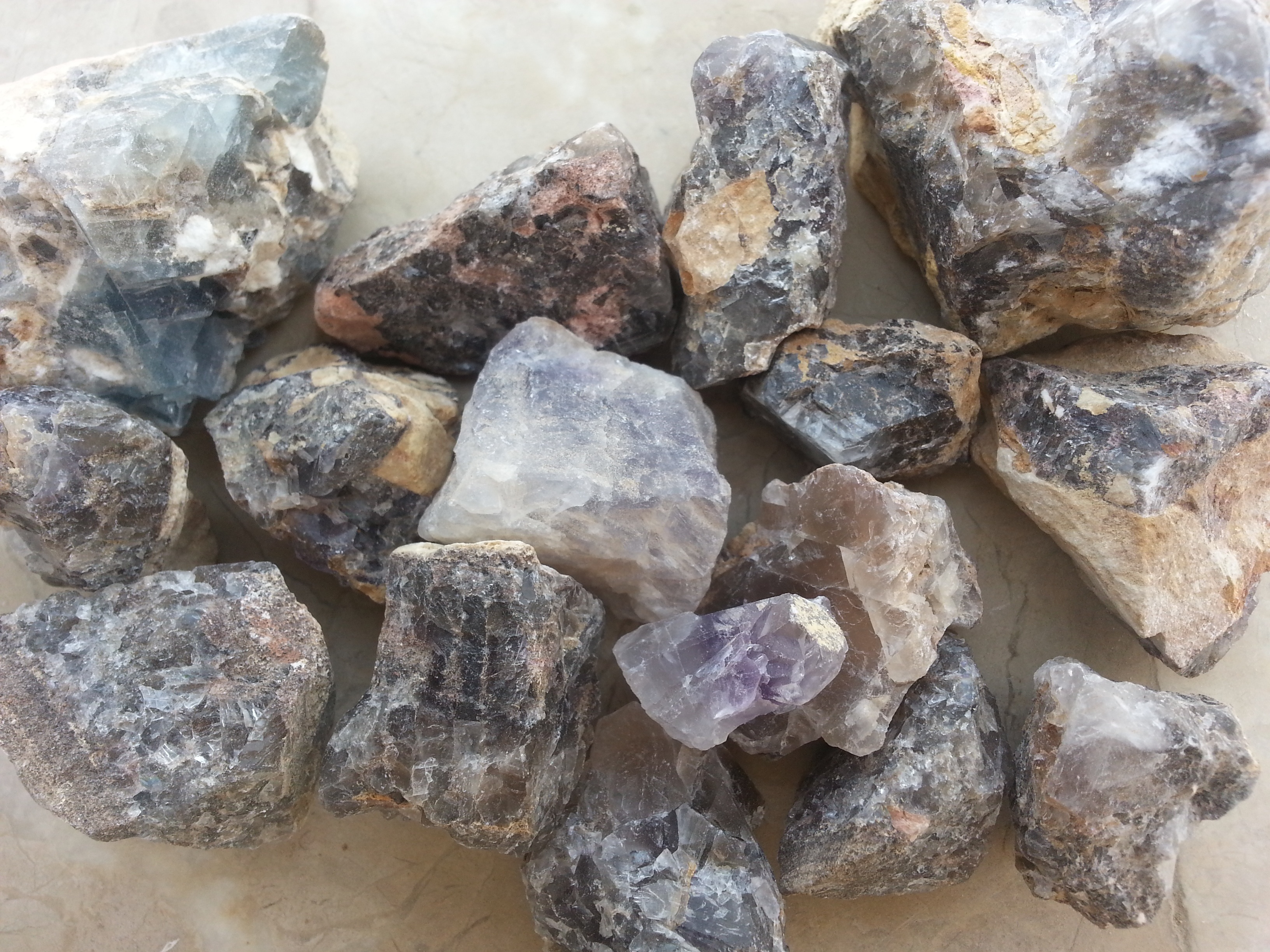 Calcium Fluoride / Fluorspar / Fluorite. 85 % + Premium Grade Fluorspar 85%+ - Crystal Clear Craft Premium Grade