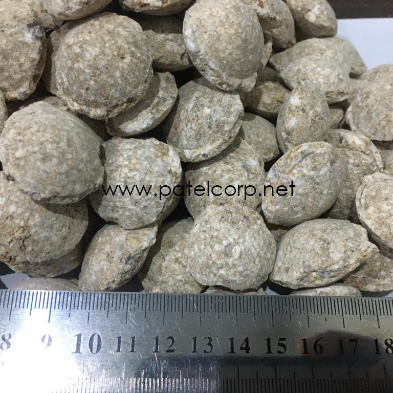 Calcium Fluoride Briquettes/ Fluorspar briquette/ Fluorite. 80 % +