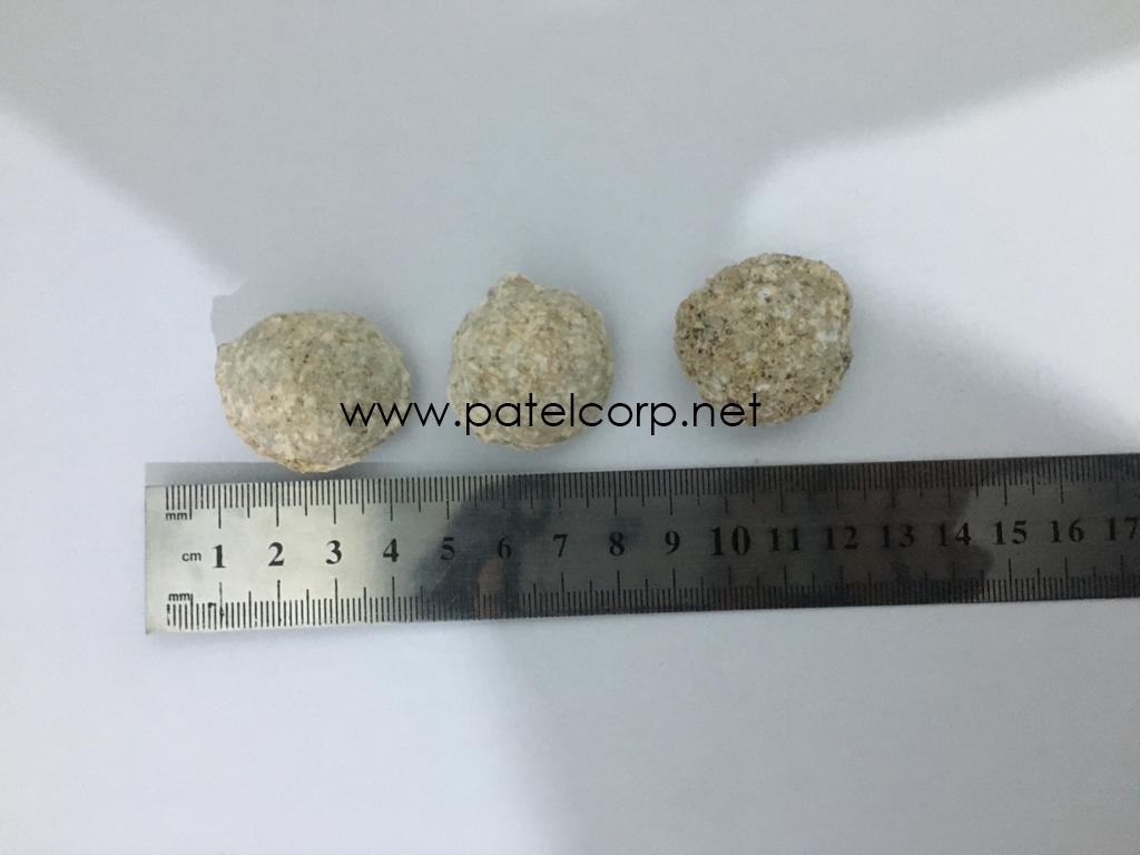 Calcium Fluoride Briquettes/ Fluorspar briquette/ Fluorite. 80 % +