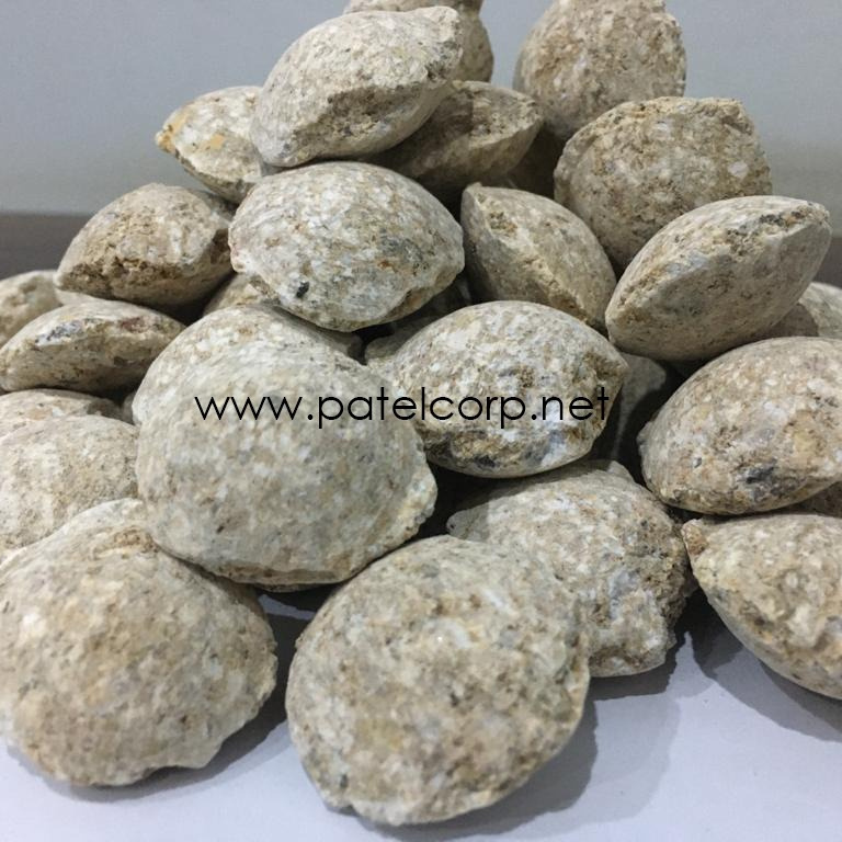 Calcium Fluoride Briquettes/ Fluorspar briquette/ Fluorite. 80 % +