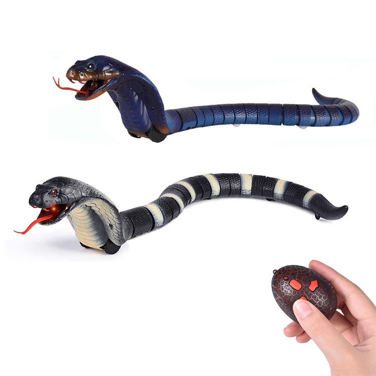 Halloween Prank Toys Egg Rattlesnake Realistic naja infrared RC Animal IR remote control snake