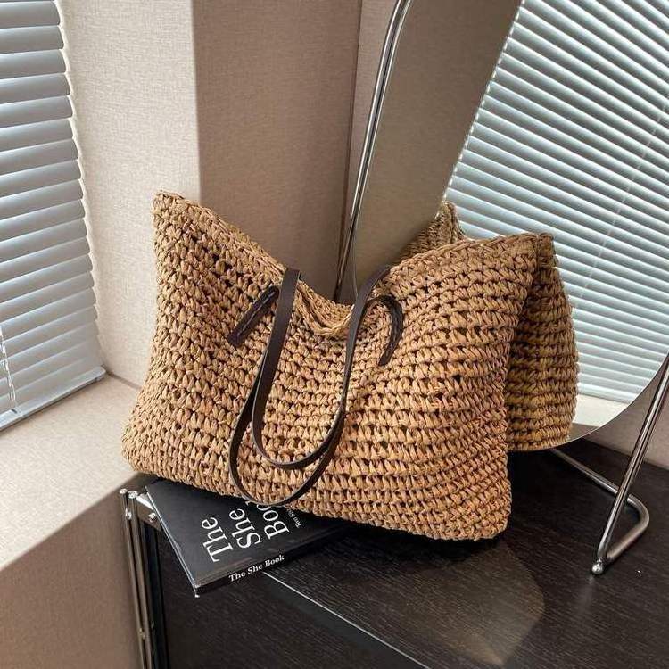 Wholesale Customized Raffia Straw Tote Bag Personalized Logo Printed Straw Beach Bag Holiday Dress Women Tote Bag