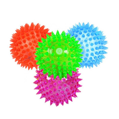 Pet Products Elastic LED Light up Spike Ball Pet Dog Cat Molar TPR  Flash Ball Entertained Toy   Random colors