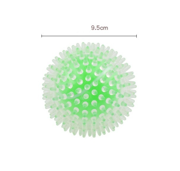 Factory directly pet suppliers plastic dog toy ball chew toy squeaky spiky sound ball