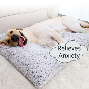 custom luxury xxl xl waterproof cotton plush woven sofa couch boucle dog cushion Pet Dog Sleeping Mattress Mat Bed for dogs