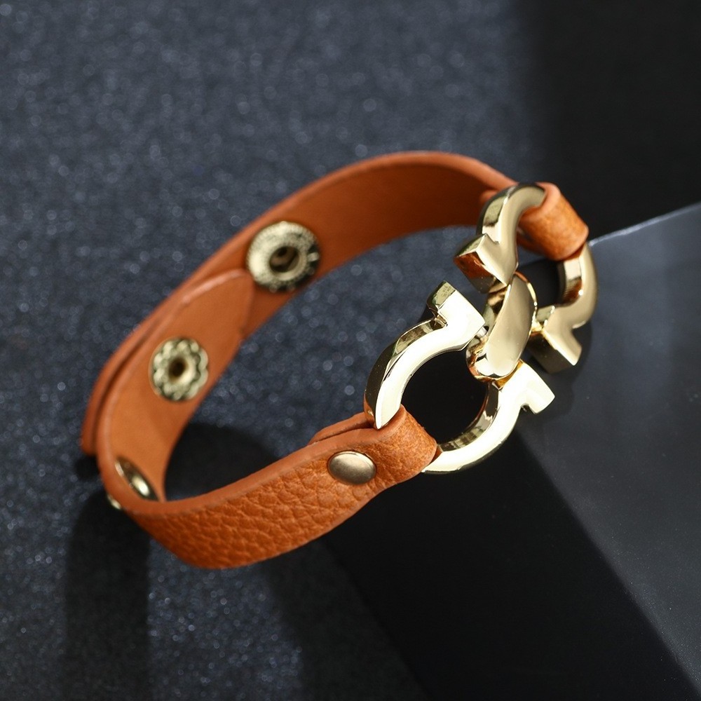 Wholesale Fashion Simple Women's 18k Gold Plated PU Leather Cuff Bracelet Woman