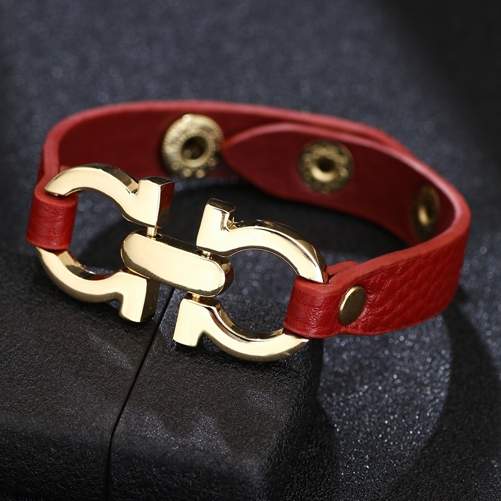 Wholesale Fashion Simple Women's 18k Gold Plated PU Leather Cuff Bracelet Woman