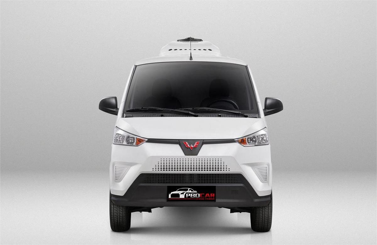 China Wuling xuebao 1 ton refrigerated van price 0km used mini electric meat refrigerated cooling box car van truck for sale