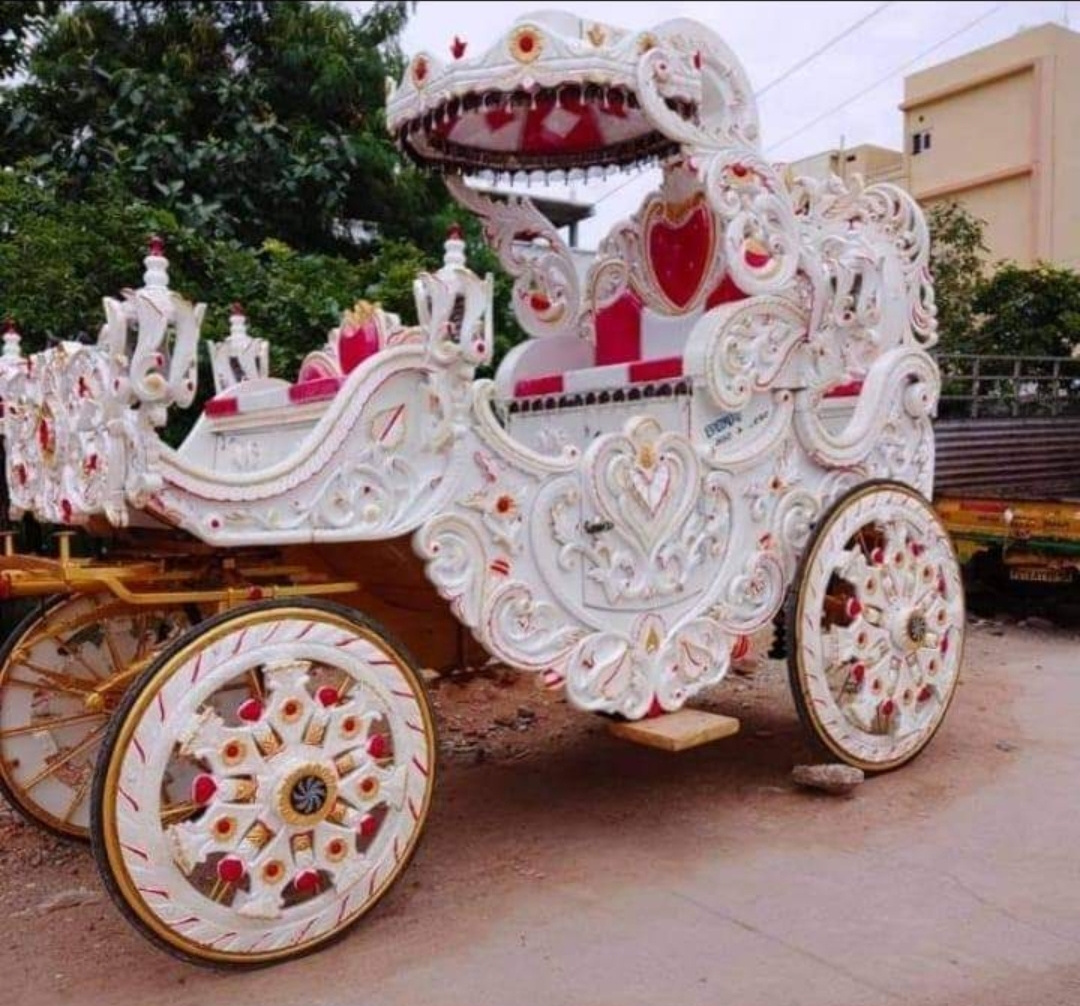 White Horse Carriage for Christmas/Cinderella pumpkin horse buggy for wedding/princess wedding buggy Golden Pumpkin Horse buggy