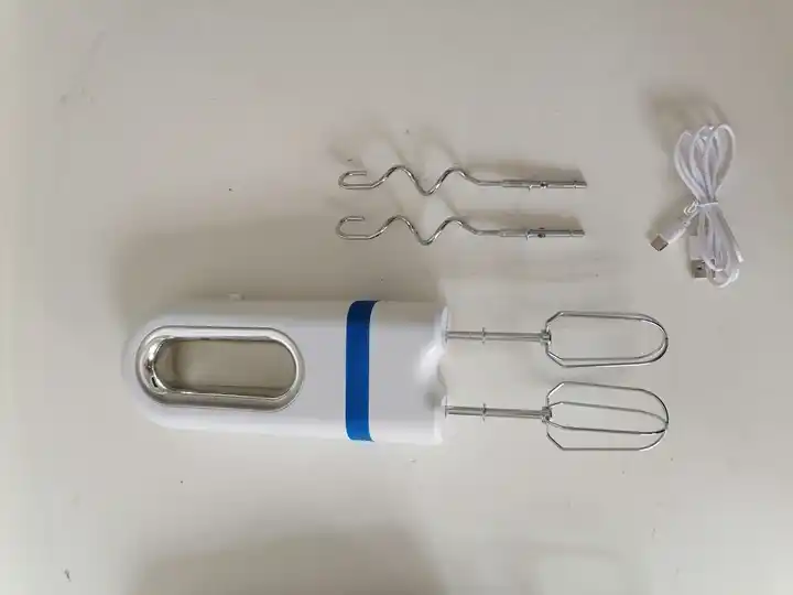 Mini portable egg beater  Wireless Electric Hand Mixer with 2 Whisks Mixer Hand Blender Hand Mixer Manual