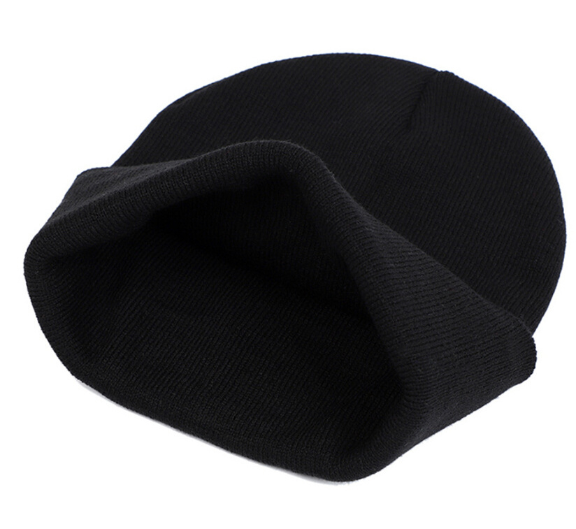 Custom Embroidery 100% Acrylic knitted Unisex Winter Head Warmer Slouch Skull Cap For Sports