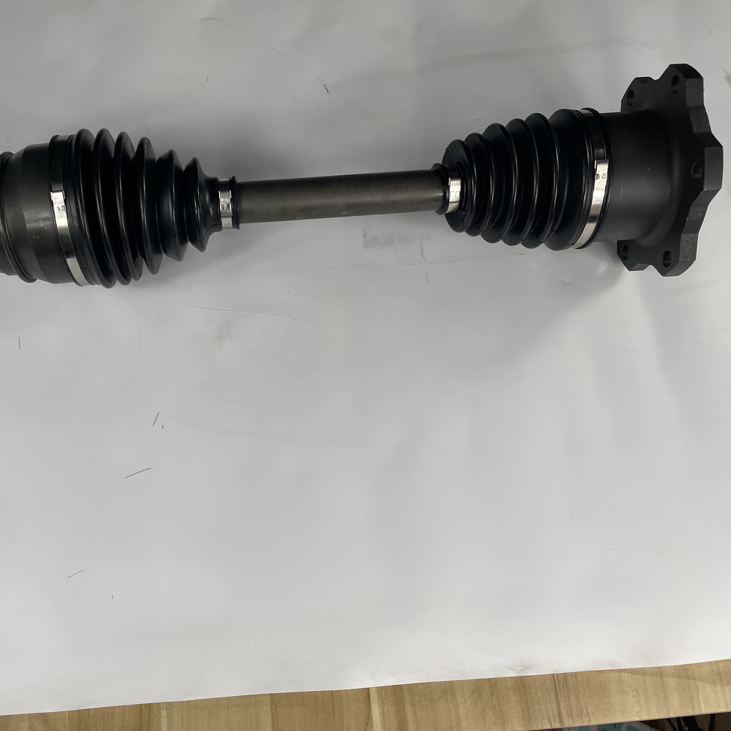 FOR 93472  CADILLAC ESCALADE CHEVROLET 1/2 TON SUBURBAN (4WD)  AVALANCHE CV AXLE DRIVE SHAFT NCV10143 60-1430