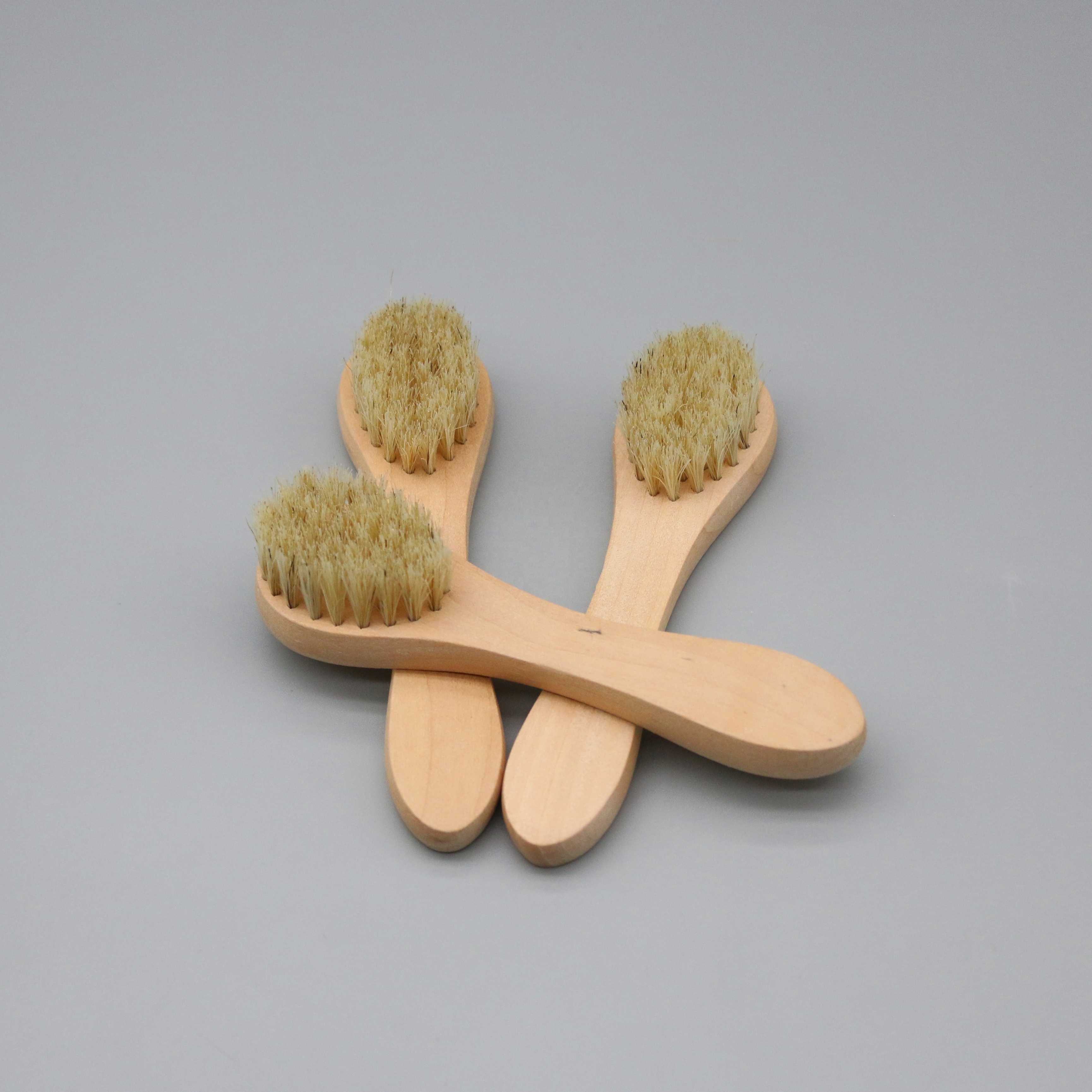 Wholesale 100% Natural Sisal Boar Bristles Long Bamboo Beech Wooden Handle Foot Cleaning Scrubber Nail Finger Foot Brush