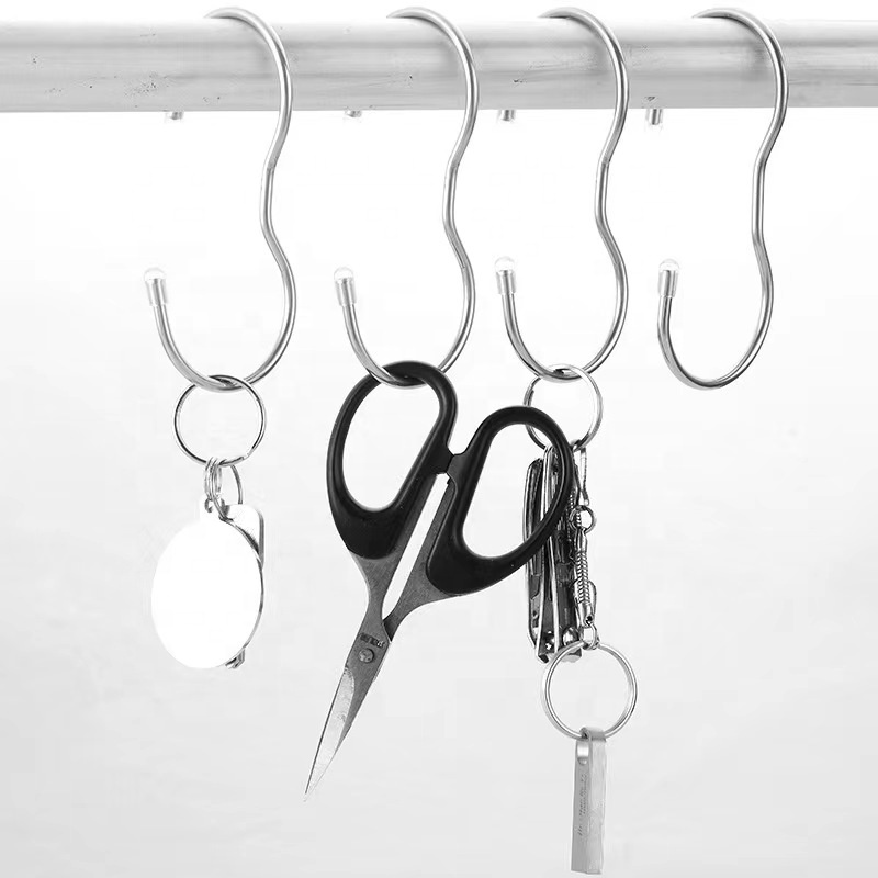 Irregular stainless steel S hook Dislocation Hangers S-shaped Storage Hooks Twist Design hook with Soft Hat for Bathroom Kitchen