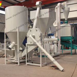 Pig feed grinder mixer for making powder feed