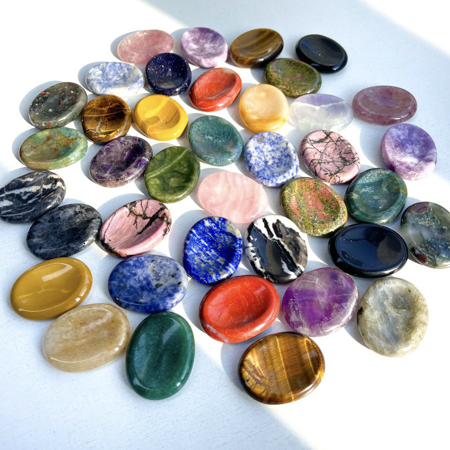 Wholesale Mixed Worry Stone Crystal Thumb Gemstone Natural Crystal Therapy Reiki Massage Chakra Worry Stone