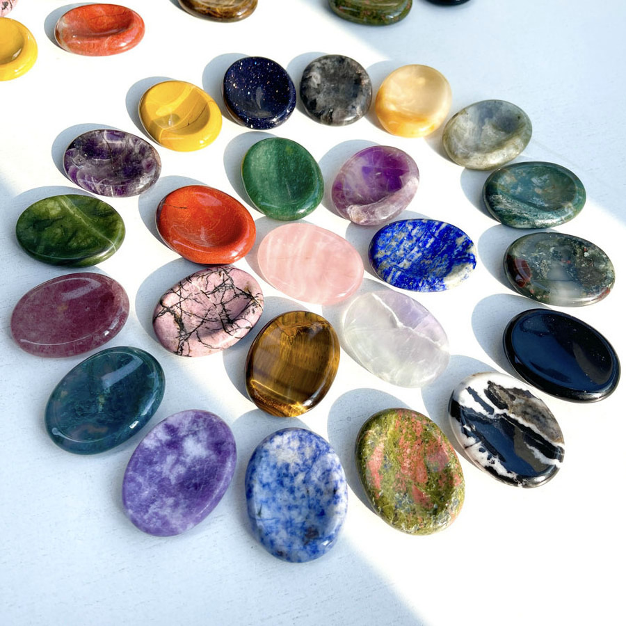 Wholesale Mixed Worry Stone Crystal Thumb Gemstone Natural Crystal Therapy Reiki Massage Chakra Worry Stone