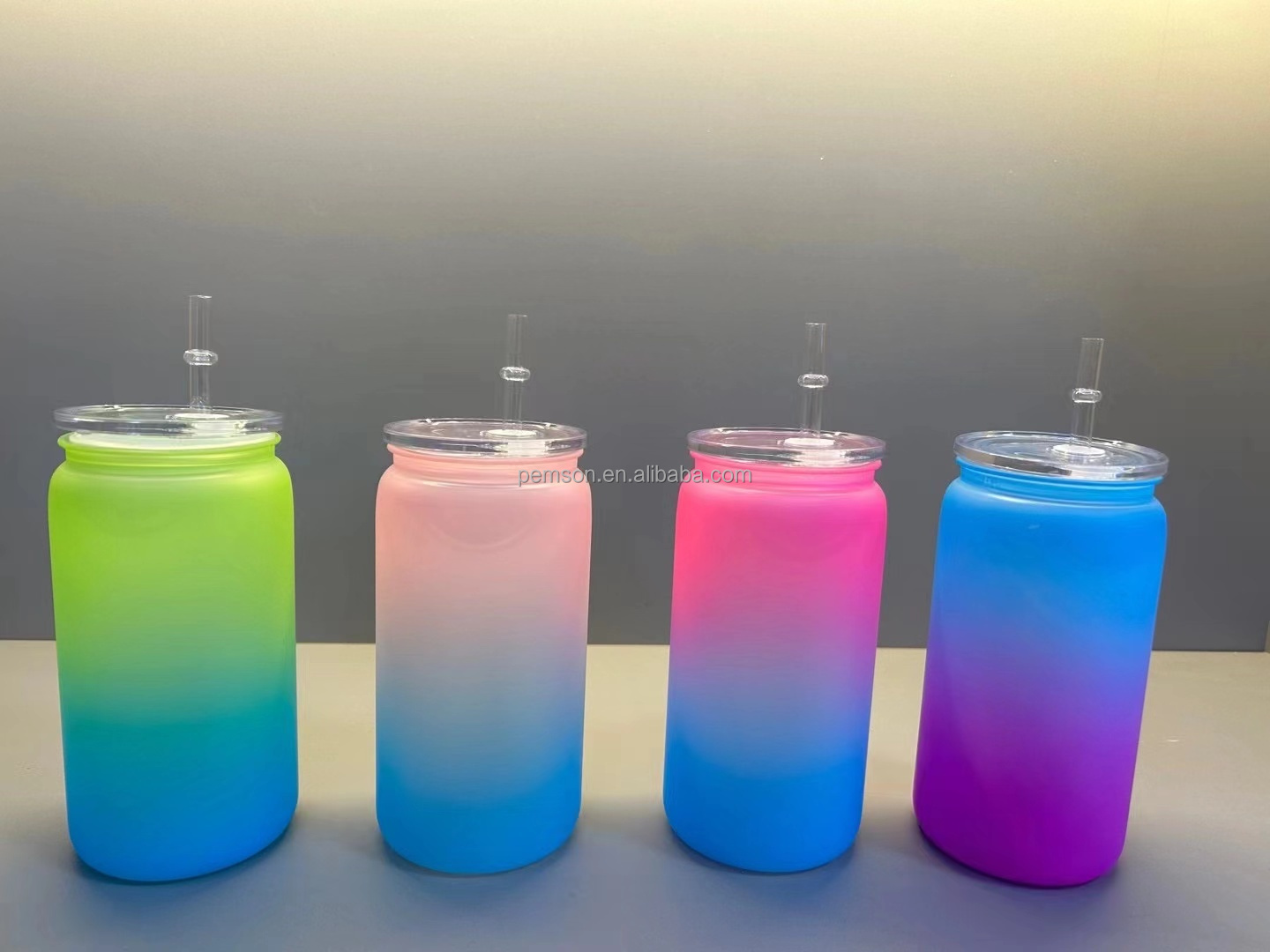 Sublimation Blanks Iridescent Plastic Can Tumbler 16oz Rainbow Water Bottle Tumbler Cup with Plastic Lids