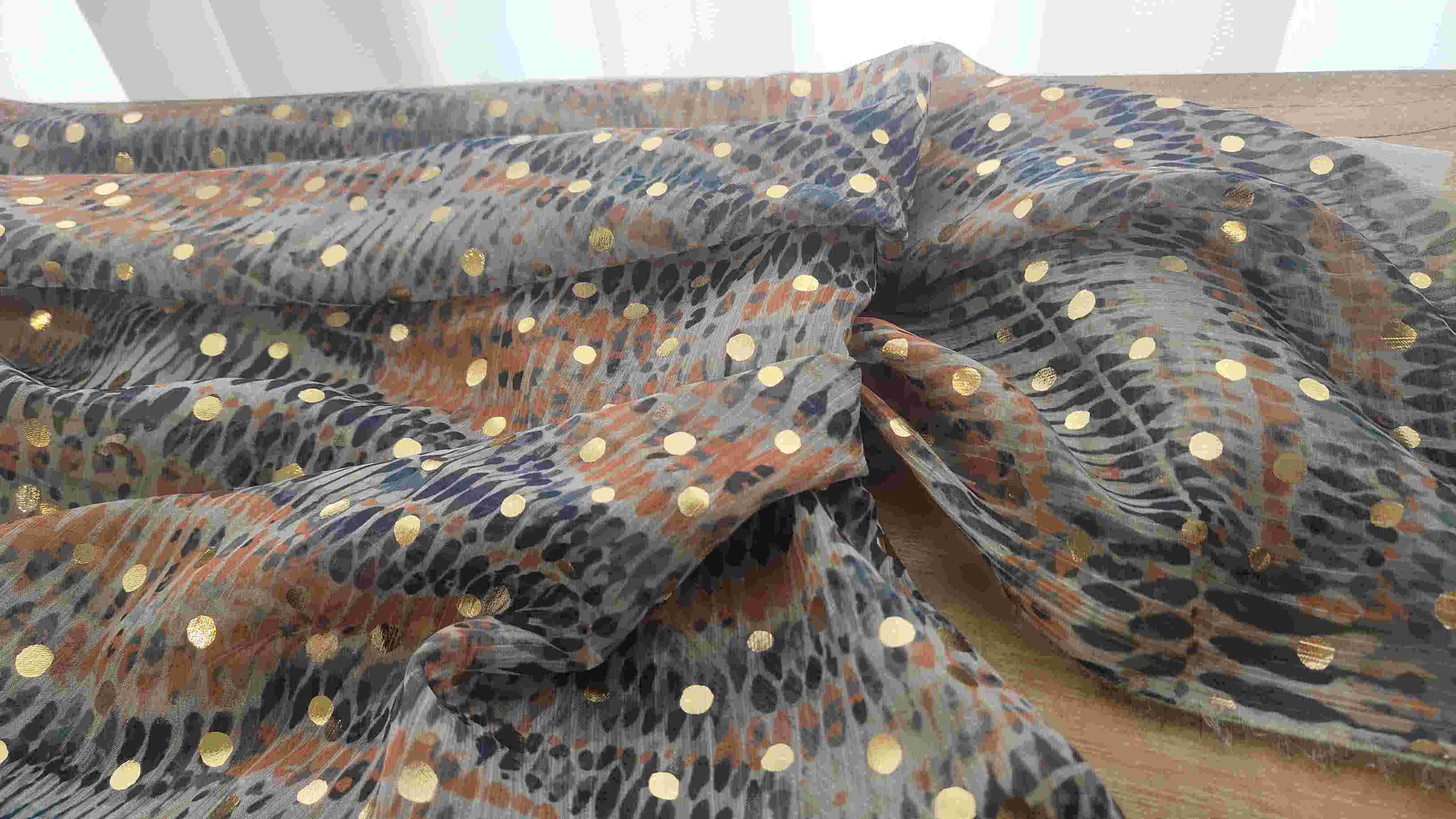 Factory Price Silk Beautiful Printing Soft Wholesale Dubai Crepe Chiffon Fabric