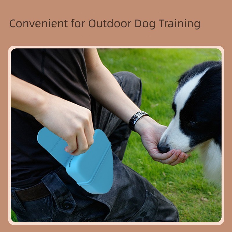 New upraded portable silicone dog snack bag  treat pouch for training