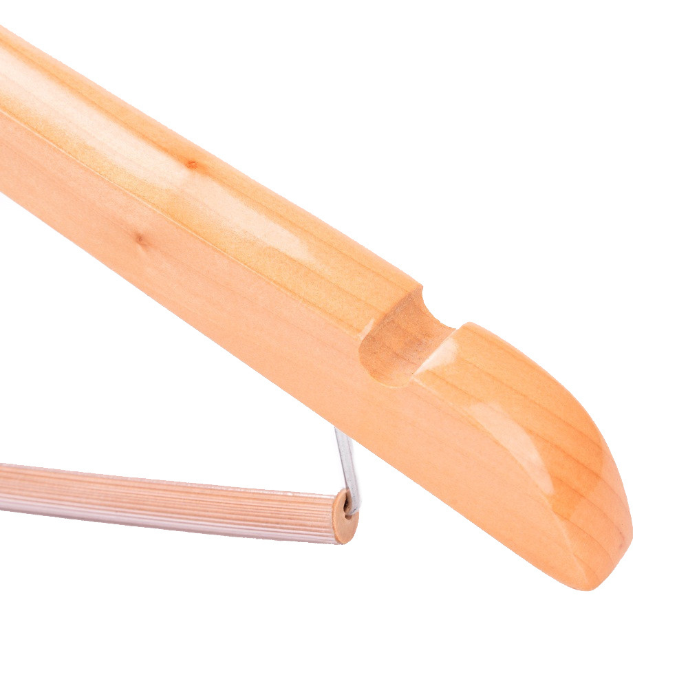 Free Sample Natural Finishing Color bulk Wooden clothes hangers whit bar for hotel