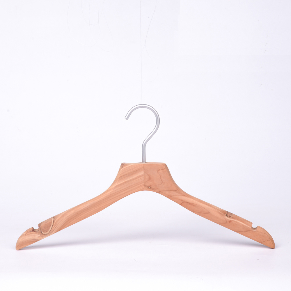 Luxury Insect repellent and repellent red cedar wood coat clothes hanger