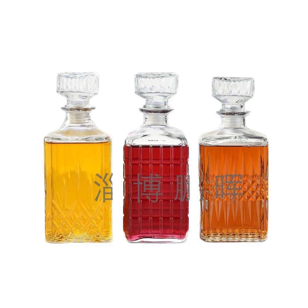 Alcohol Glass Decanter Gift for men elegant glass whiskey container with a glass stopper