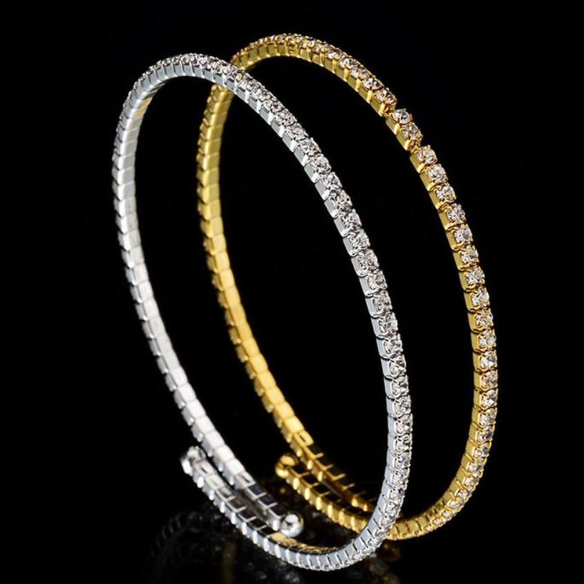 The new luxury zircon flash bracelet for stylish ladies with a spring opening