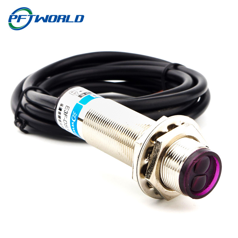 E3F-Ds30C4 Copper Tube Proximity Diffuse Reflective Sensor Npn Metal C1 Infrared Sensing Photoelectric Switch