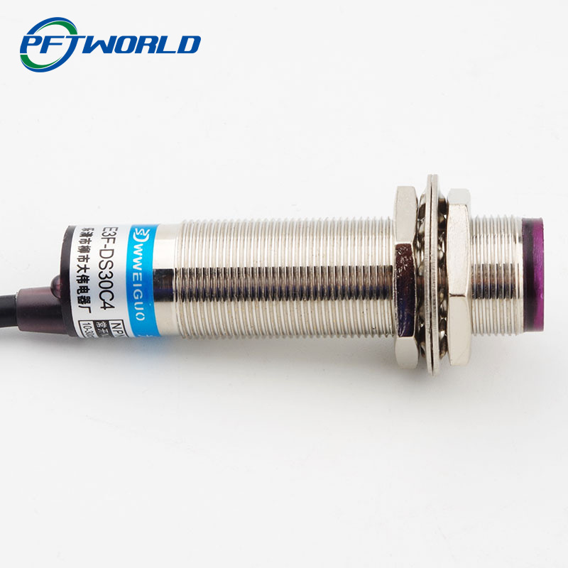 E3F-Ds30C4 Copper Tube Proximity Diffuse Reflective Sensor Npn Metal C1 Infrared Sensing Photoelectric Switch