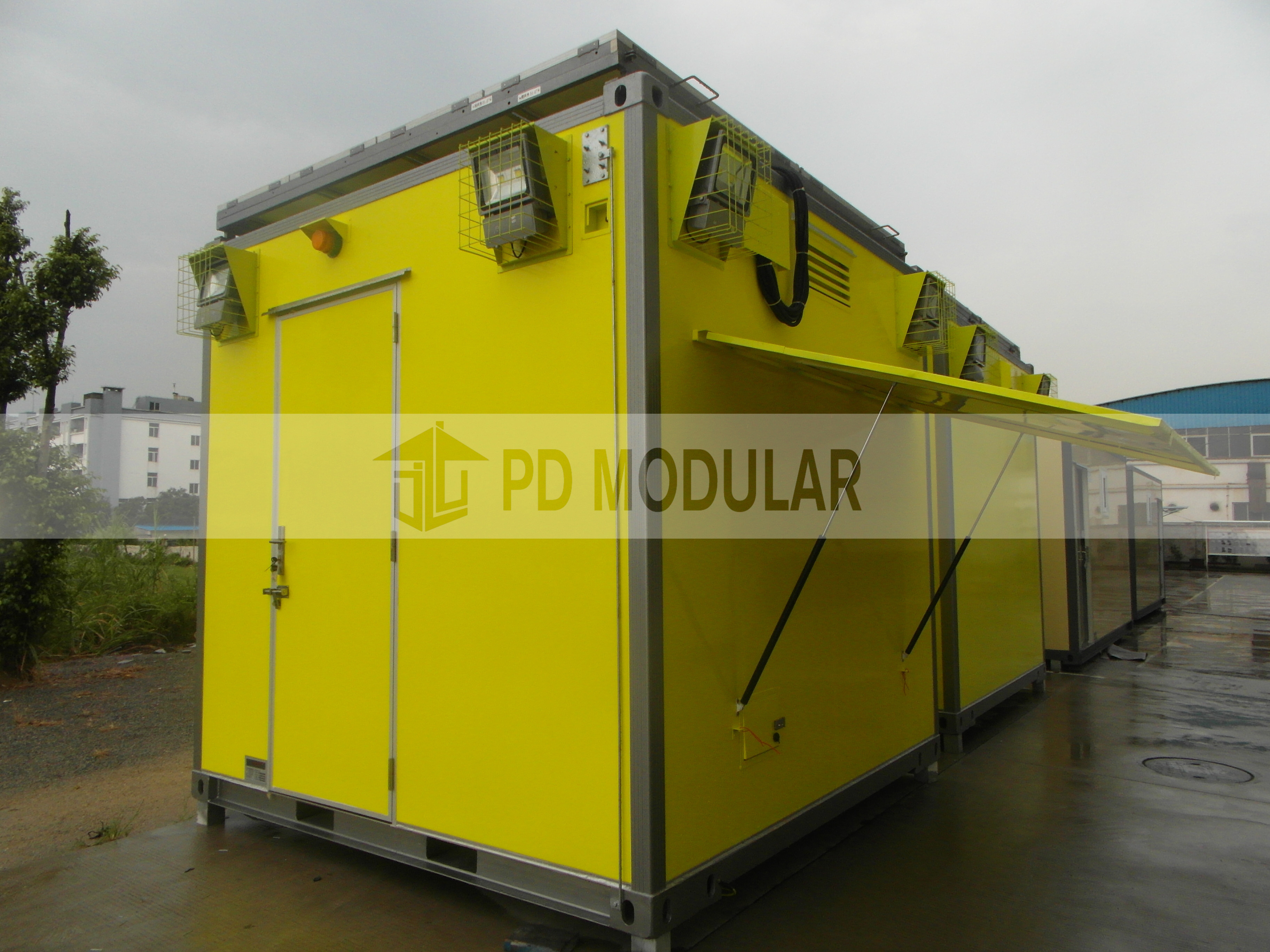 Multi-functional Shelter Communication Engine Room Portable Telecom Room Outdoor Shelters with solar panel