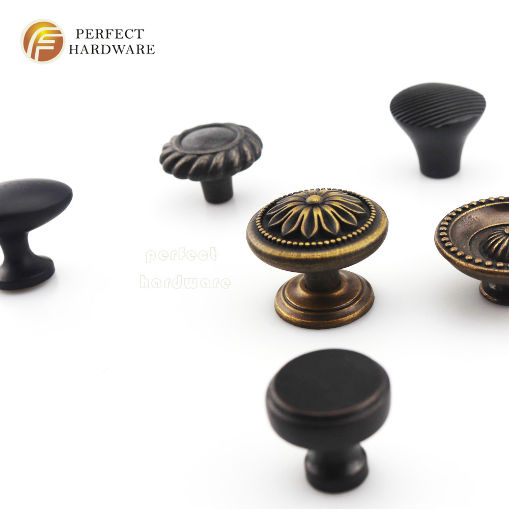 Furniture  Antique-Bronze Round  Button Cabinet kitchen Door Drawer zinc alloy handles and knobs