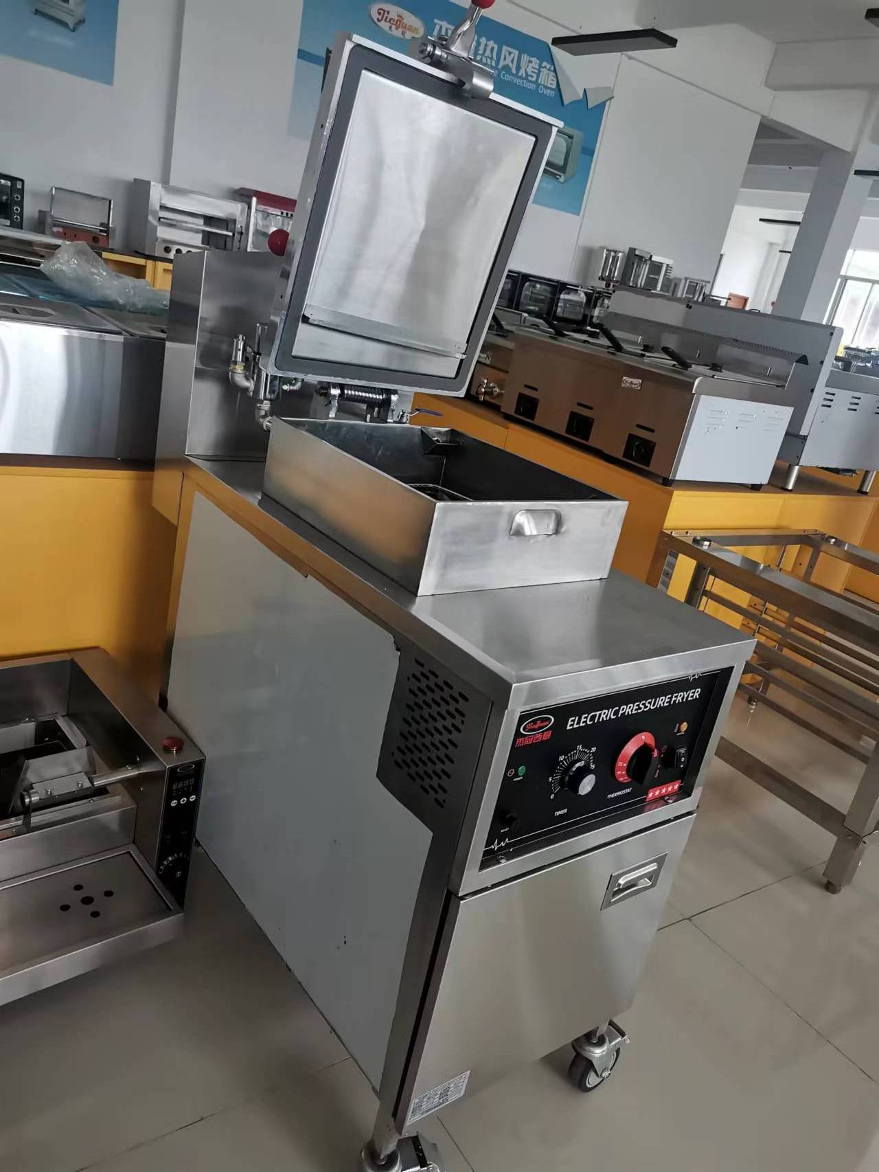 Fast Food Restaurant Electric Pressure Deep Fryer Broaster Chicken Pressure Fryer with Oil Filter