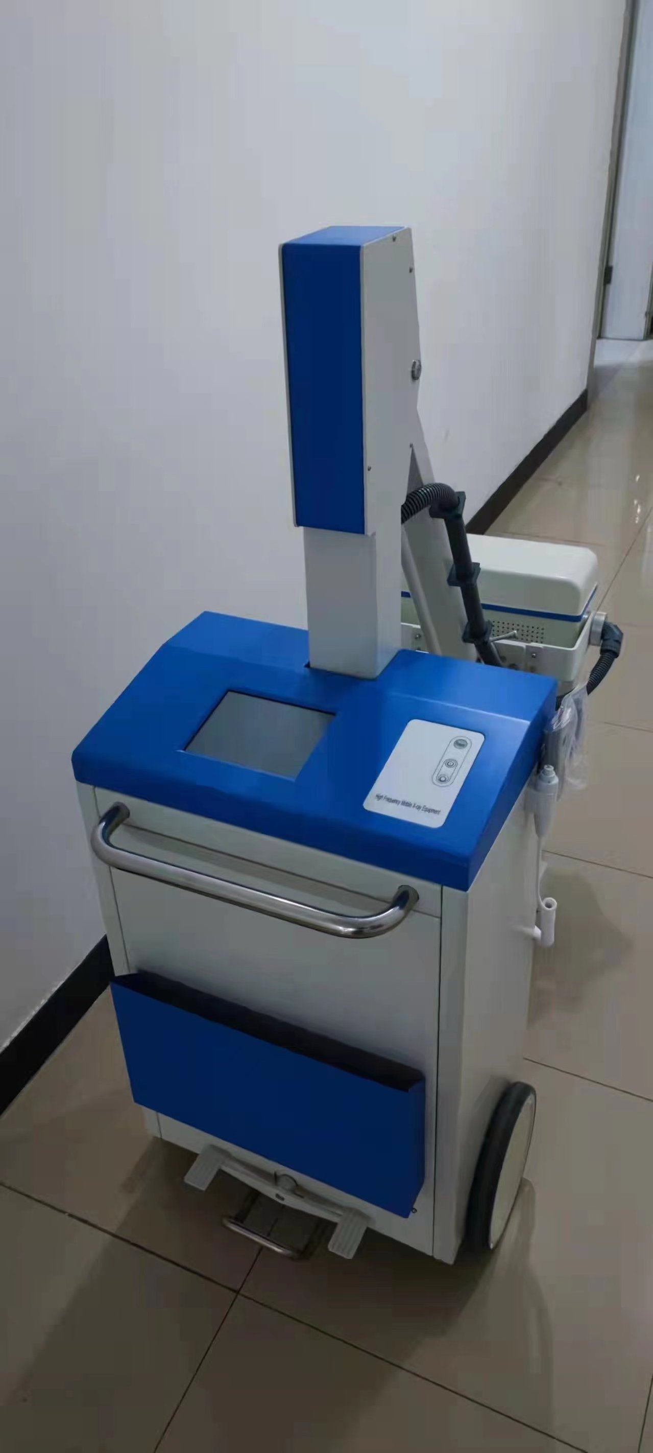 Mobile X Ray Machine PT05BY; Mobile Medical Diagnostic X-Ray Equipment