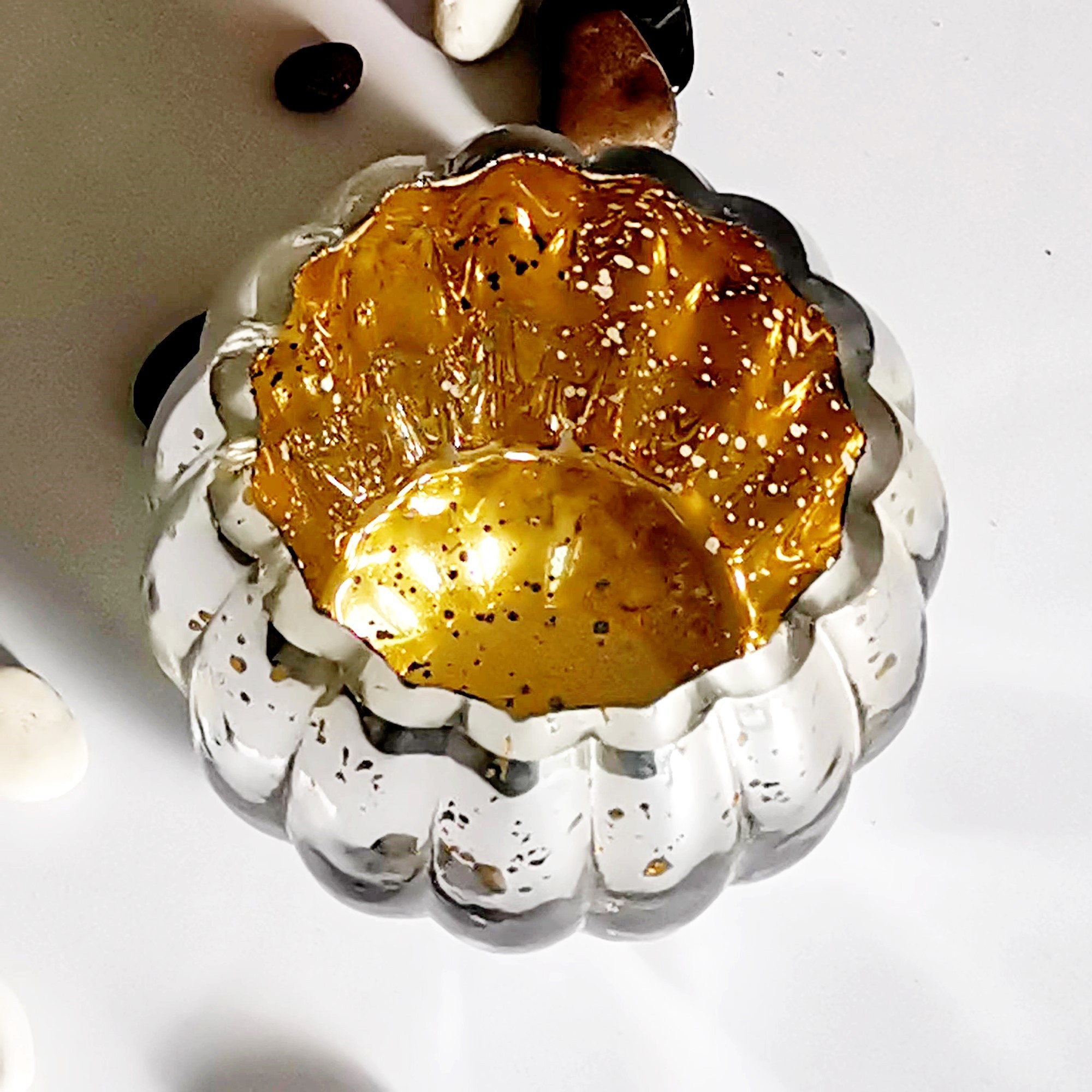 Wholesale silver colored embossed glass tealight candle holder fancy pumpkin shaped glass votive candle holder for decor